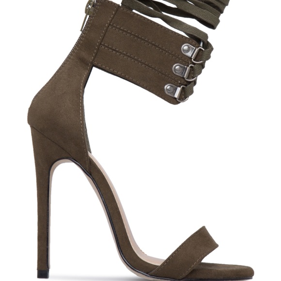 SHOEDAZZLE| ELLOUISE Ankle Strap Stiletto, SZ NWOT Color: TAN - Picture 8 of 15